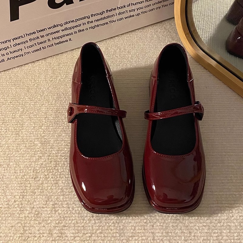Vintage Fashion In 2026 - Vintage Mary Jane Little Leather Shoes